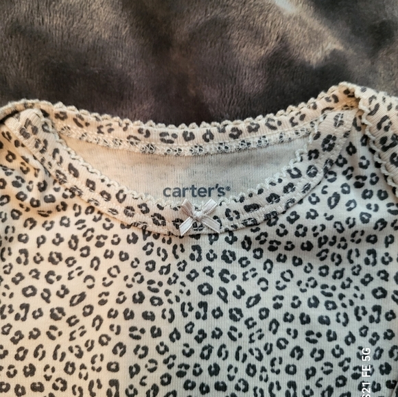 🩷 3/$15 Girls (12M) 4-Piece Baby Onesies Set 2 Long Sleeve, 2 short Sleeve, EUC - Picture 6 of 11